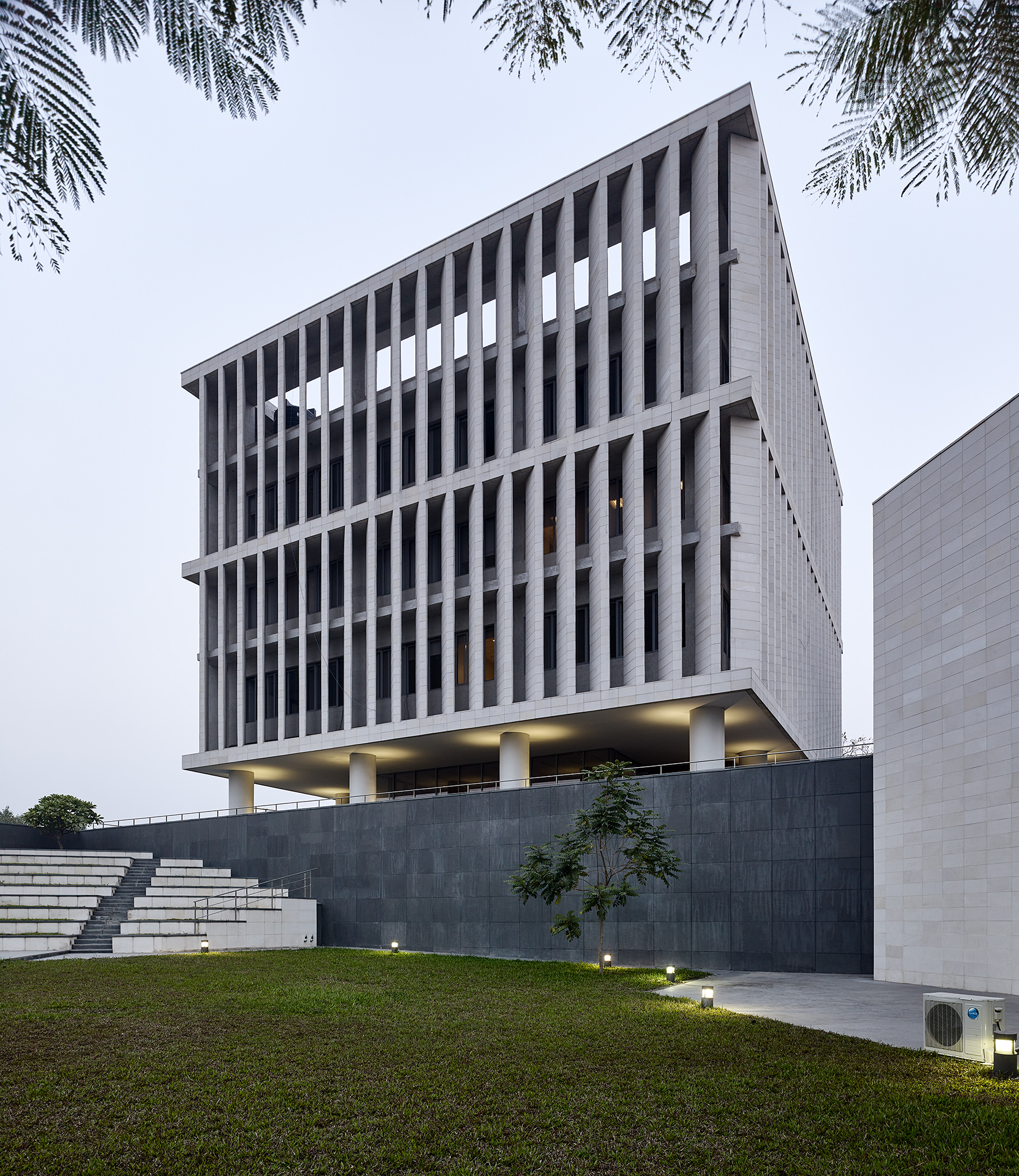 Bihar Museum / Maki and Associates + Opolis